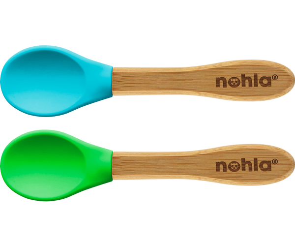 https://nohla.co.uk/cdn/shop/products/bamboo_suction_spoon_set_silicone_baby_toddler_weaning_blue_green_f2025005-42a4-4aa5-a24f-af38d7cd52a4_grande.png?v=1641299524